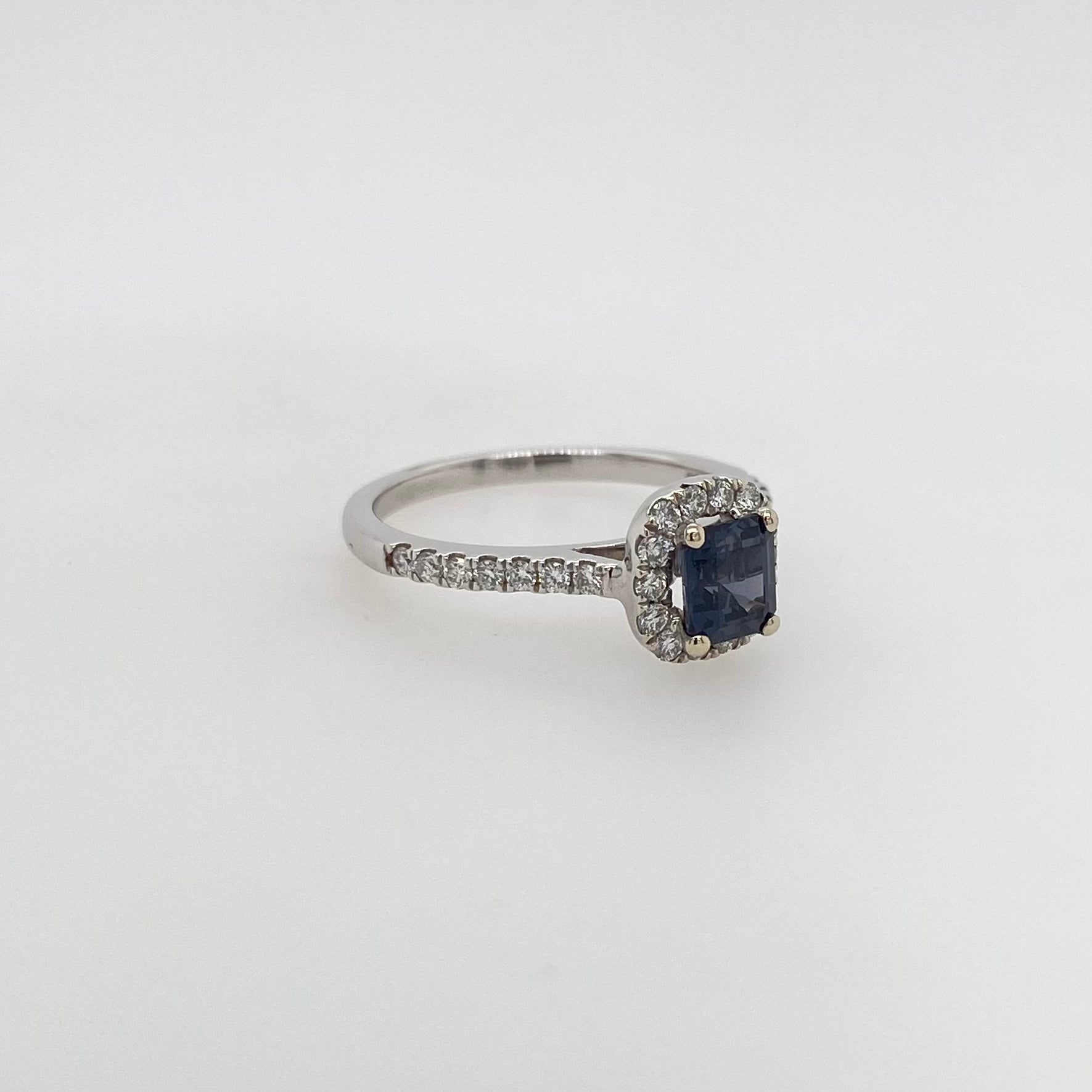 Spinel Diamond Cluster Ring