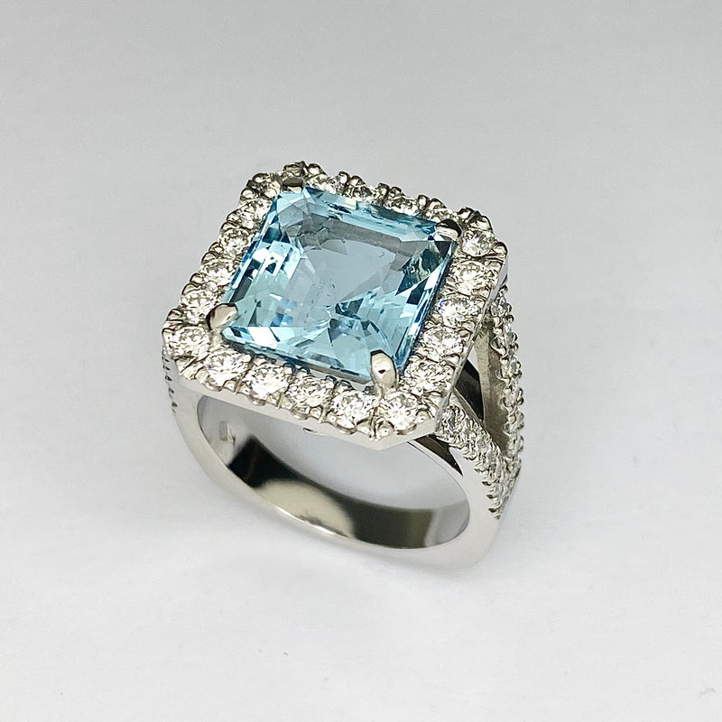 Custom Make | Aquamarine Diamond Ring