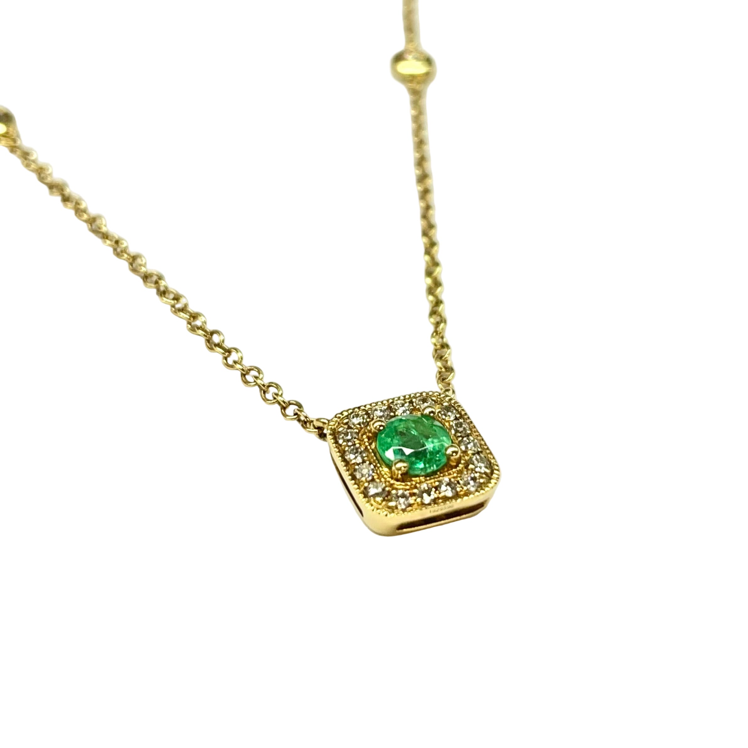 Emerald and Diamond Necklace in 18K Yellow Gold