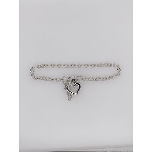 Cable Link with Heart Padlock Bracelet