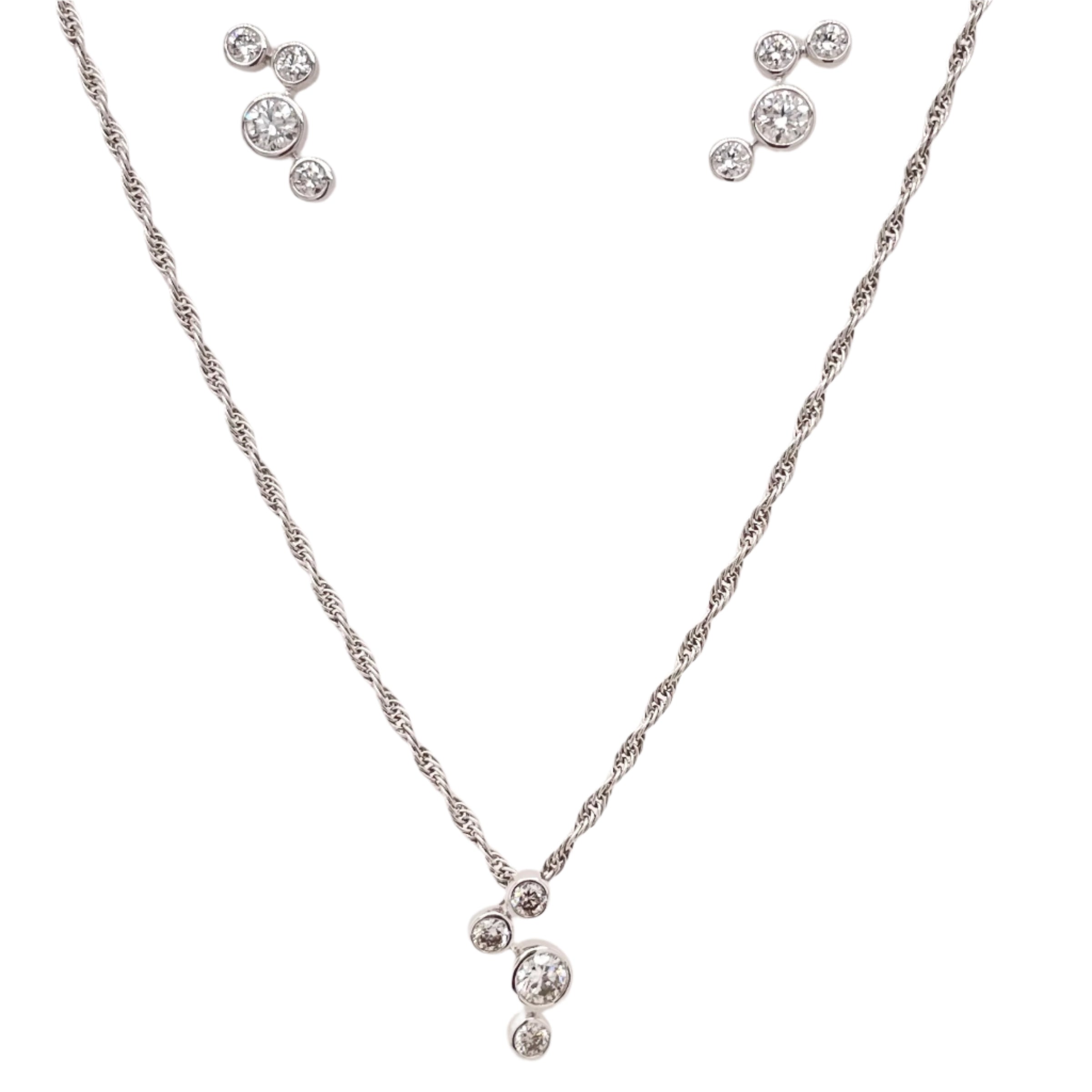 Diamond Staggered Necklace in 18K White Gold