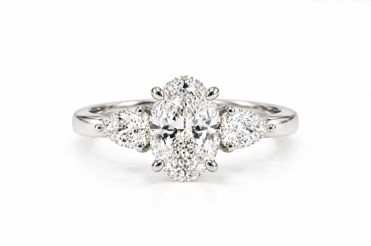 Oval Lab-Grown diamond with Pear shape on shoulders